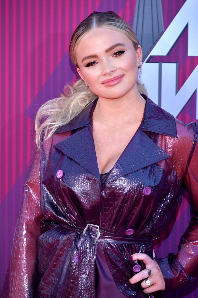 Natalie Alyn Lind Body Measurements, Height, Weight, Eye Color