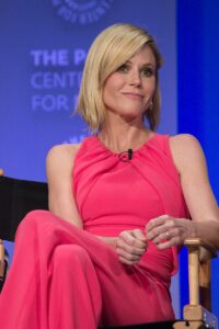 Julie Bowen Body Measurements