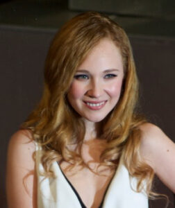 Juno Temple Body Measurements